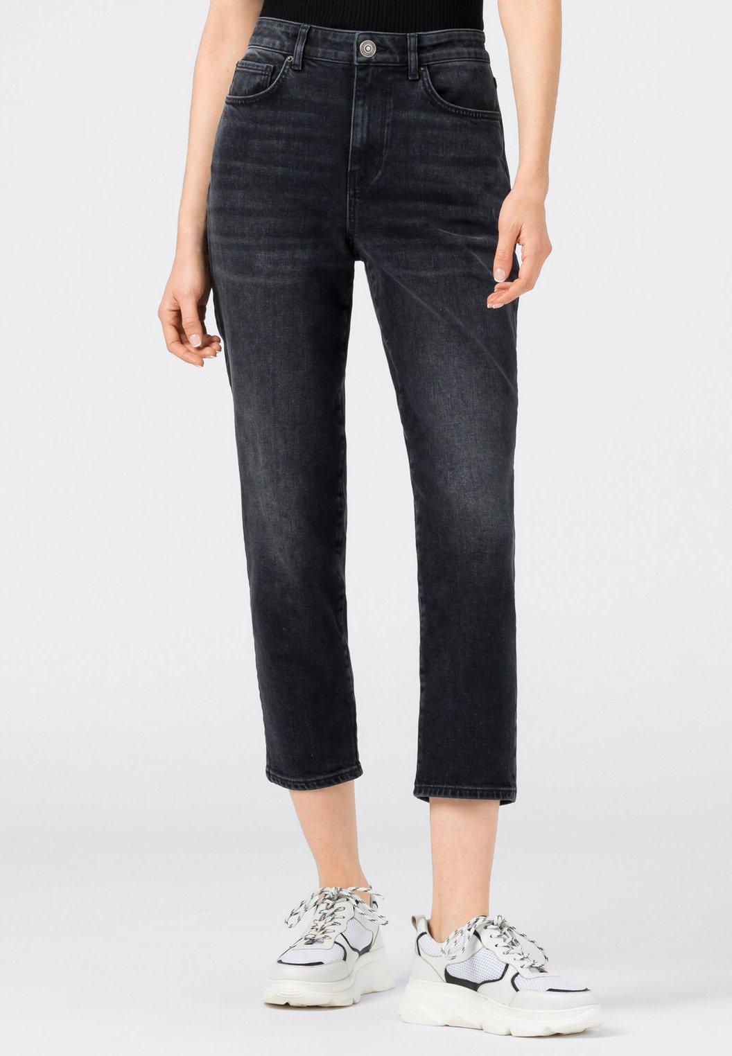 Image of HALLHUBER Tapered-Leg-Jeans TARA aus Candiani Denim mit Bio-Baumwolle - 34