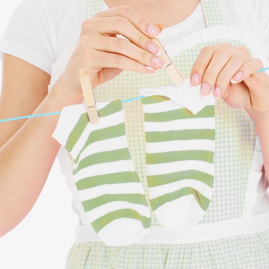 B2X  60 robuste und langlebige Wäscheklammern aus Holz für die Wäsche im Innen- und Außenbereich 