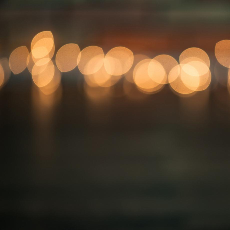 B2X LED Lichterkette mit 10 Kugeln  