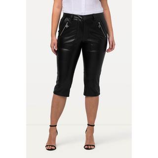 Ulla Popken  Pantaloni Capri modello Sienna in tradizionale stile Tracht con effetto pelle e zip 