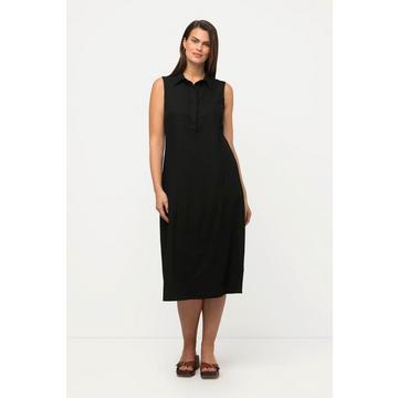 Robe midi. Silhouette en A, sans manches. Lin mélangé. Col à revers.