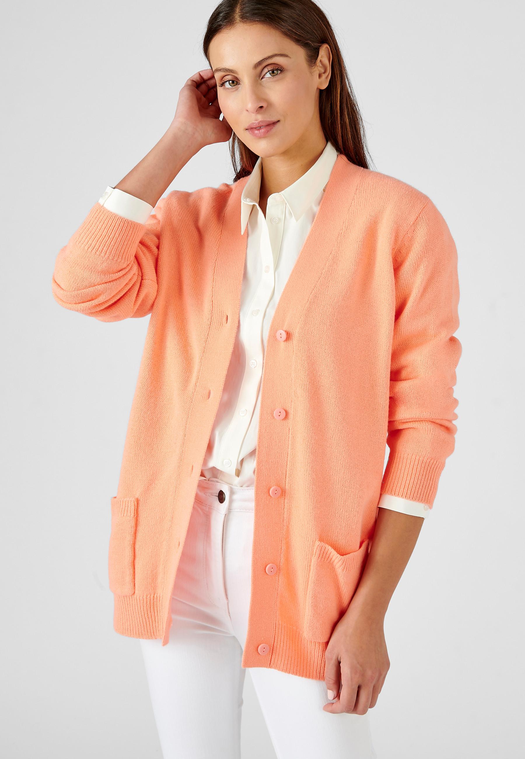 Image of Klassische Strickjacke Aus Schmiegsamem Jerseystrick. Damen Rosa 42/44