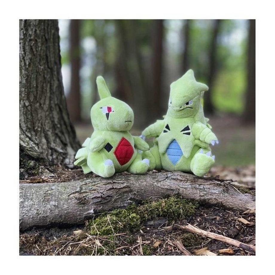 Pokémon  Larvitar Sitting Cuties Plush 