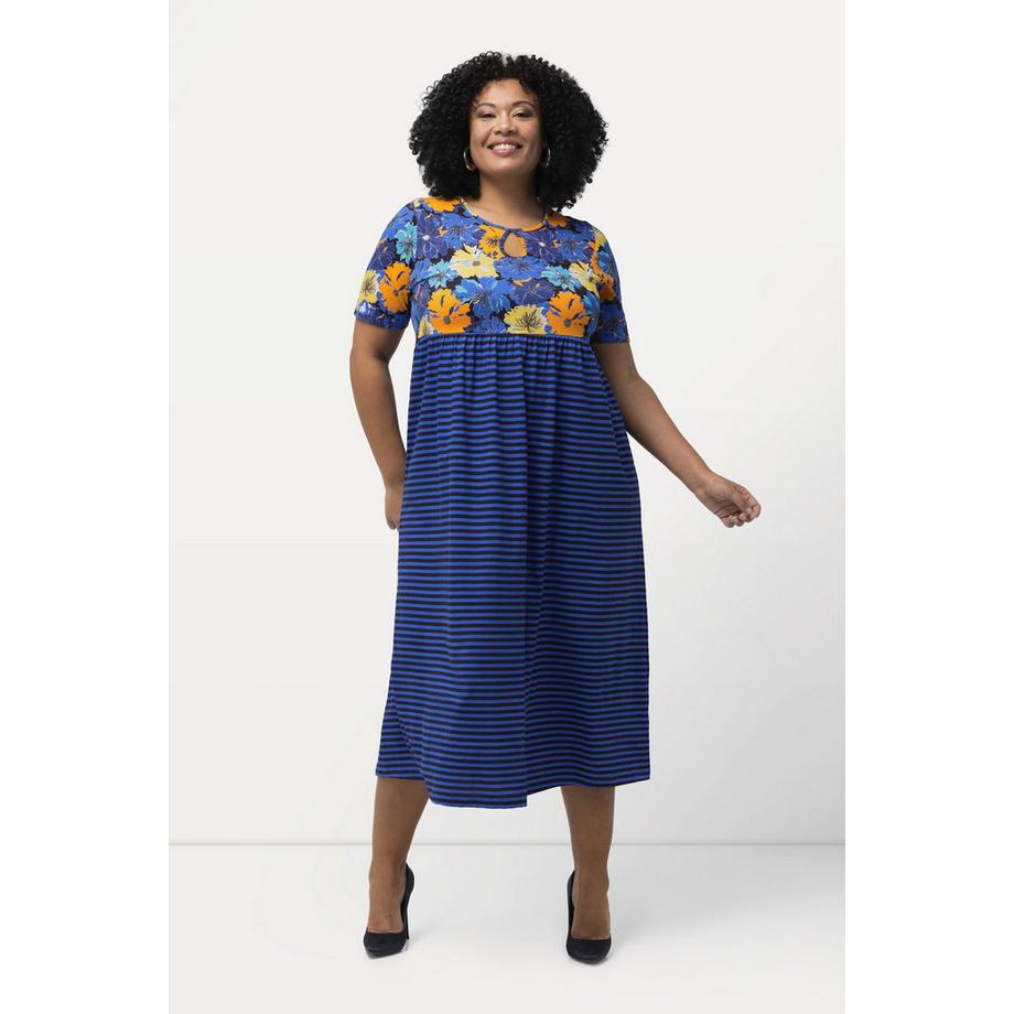 Ulla Popken Abito di jersey fiori righe taglio svasato girocollo mezze maniche  