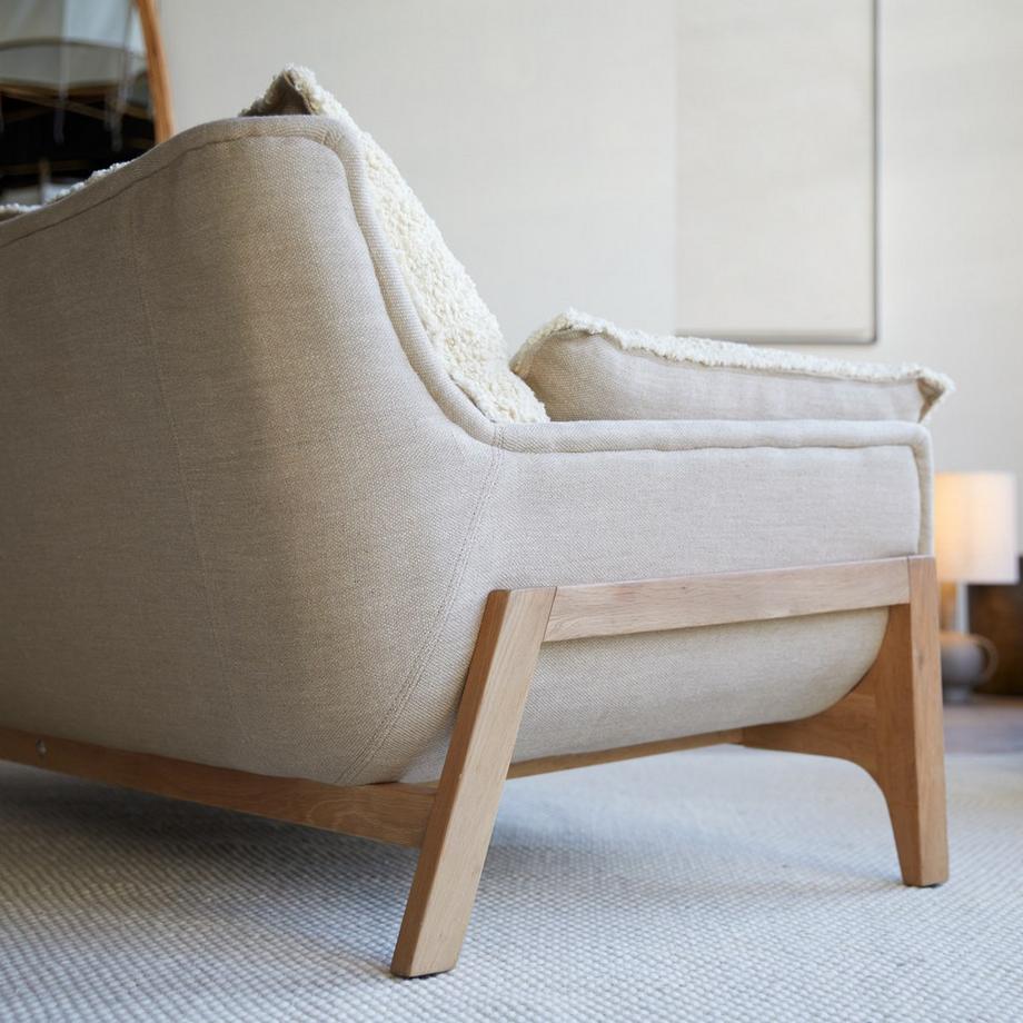 Tikamoon Canapé en chêne massif et tissu Linen, 2 places Woodnest  
