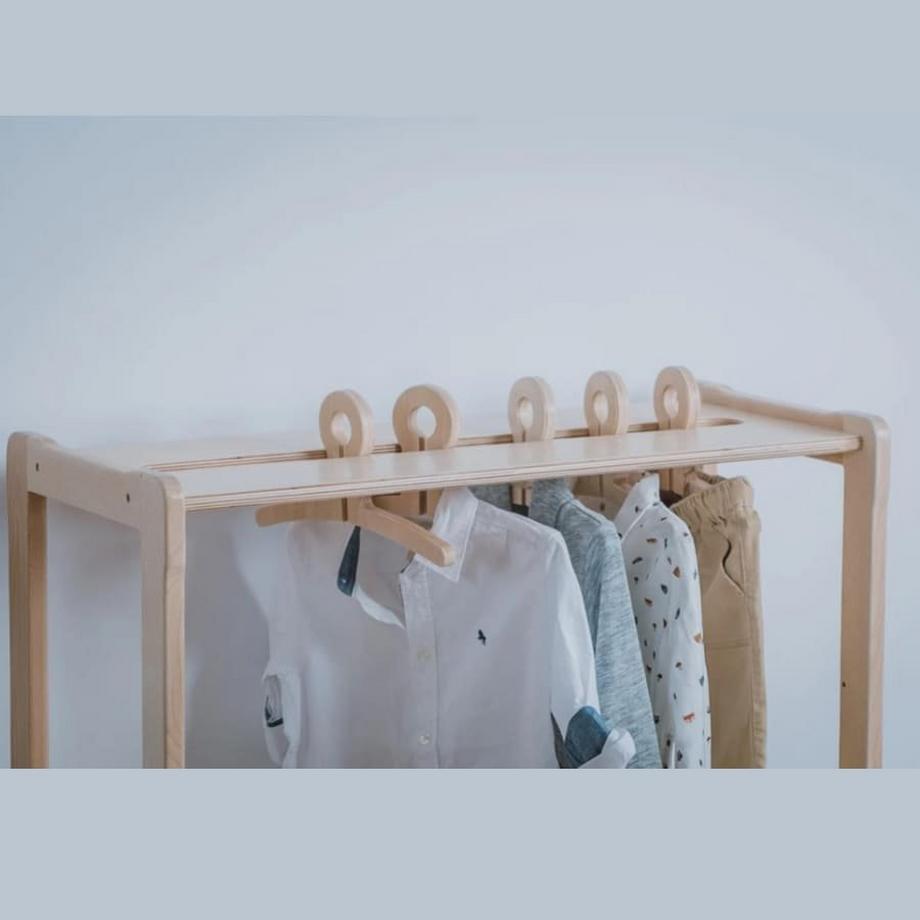 Activity-board  Waldorf-Atmosphäre, Kinderzimmer, Set Waldorf - Garderobe für Kinder in Naturfarbe 