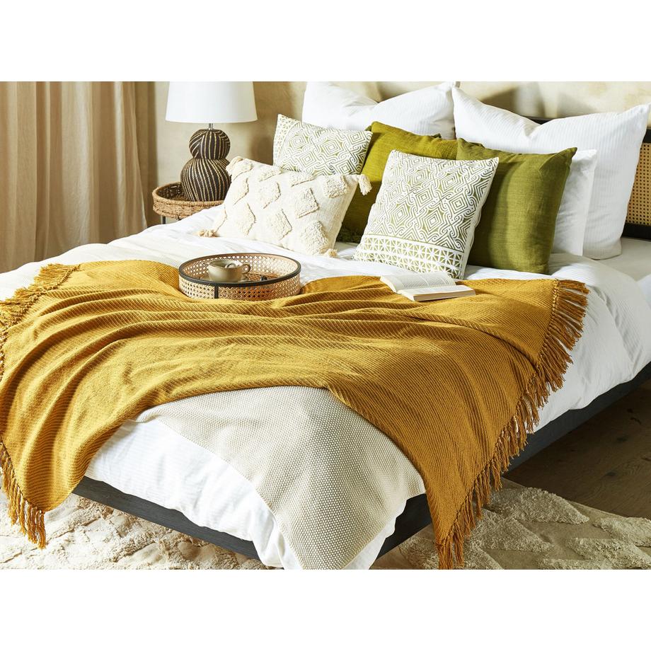 Beliani YARSA Klassische Baumwoll-Kuscheldecke  