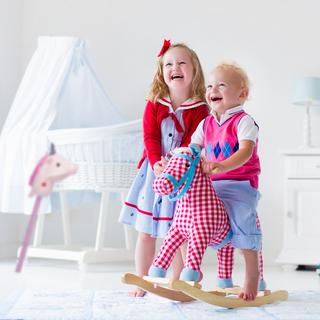 B2X  Steckenpferd Einhorn mit Sound 