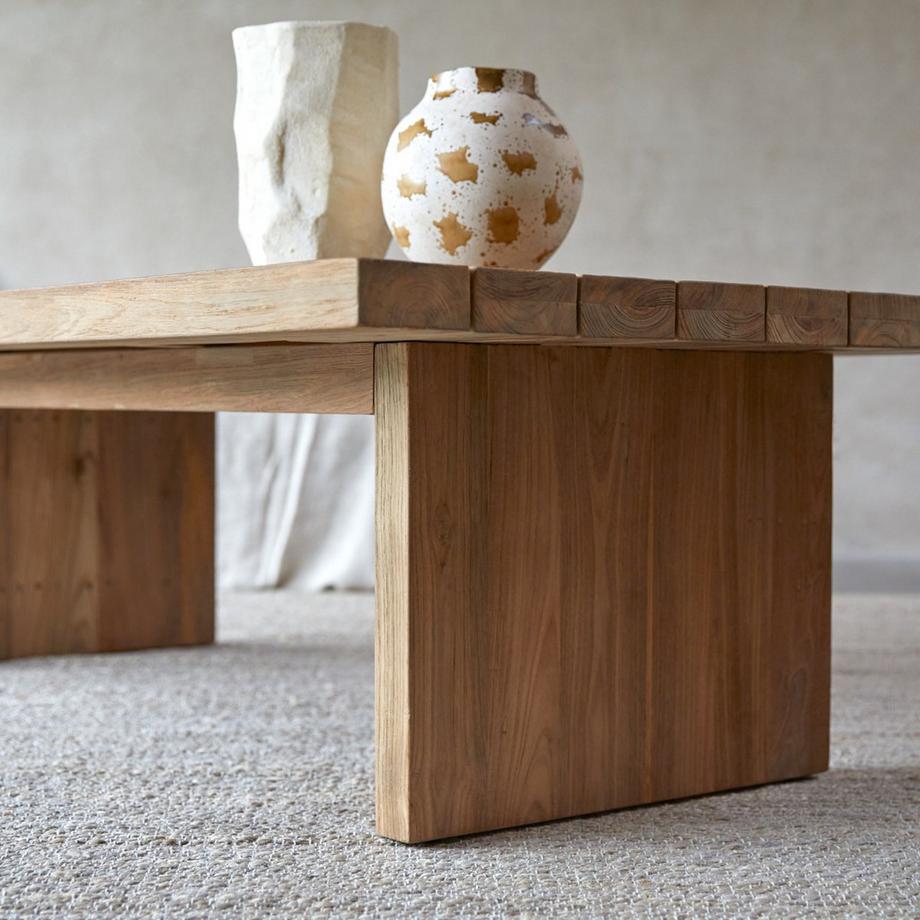Tikamoon Couchtisch aus massivem, recyceltem Teakholz Joaquin  