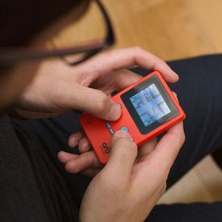 ORB Gaming  ORB - Console portable rétro rouge 