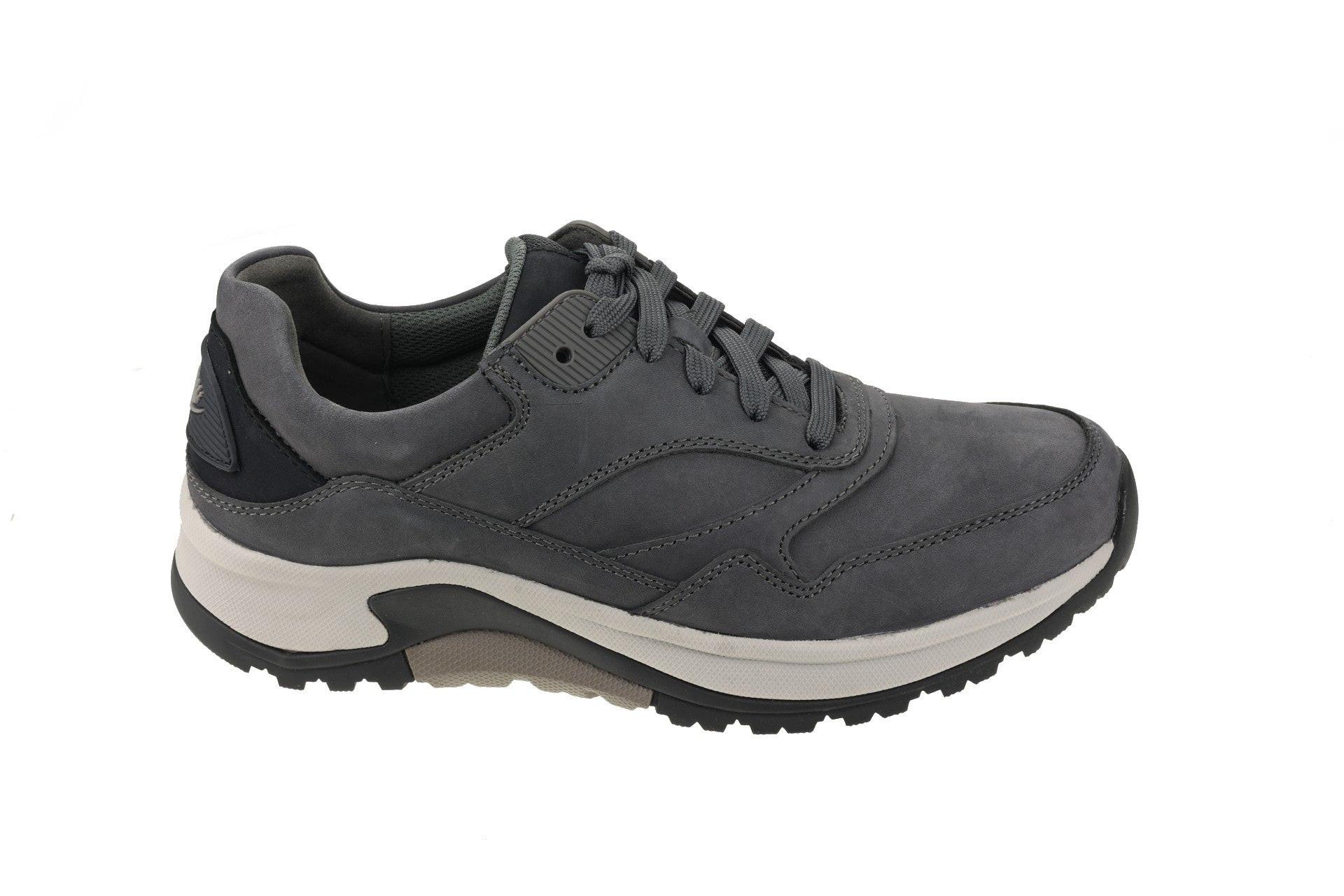 Image of Nubuk Wandersneaker Herren Grau 41