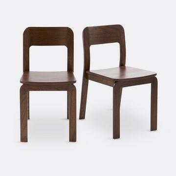 Lot de 2 chaises teintées noyer