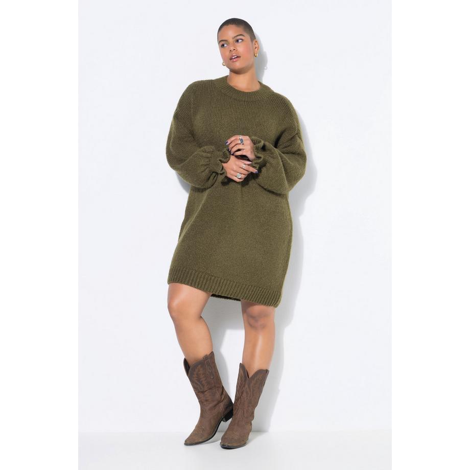 Studio Untold Robe en maille Oversize Manches Ruchées  