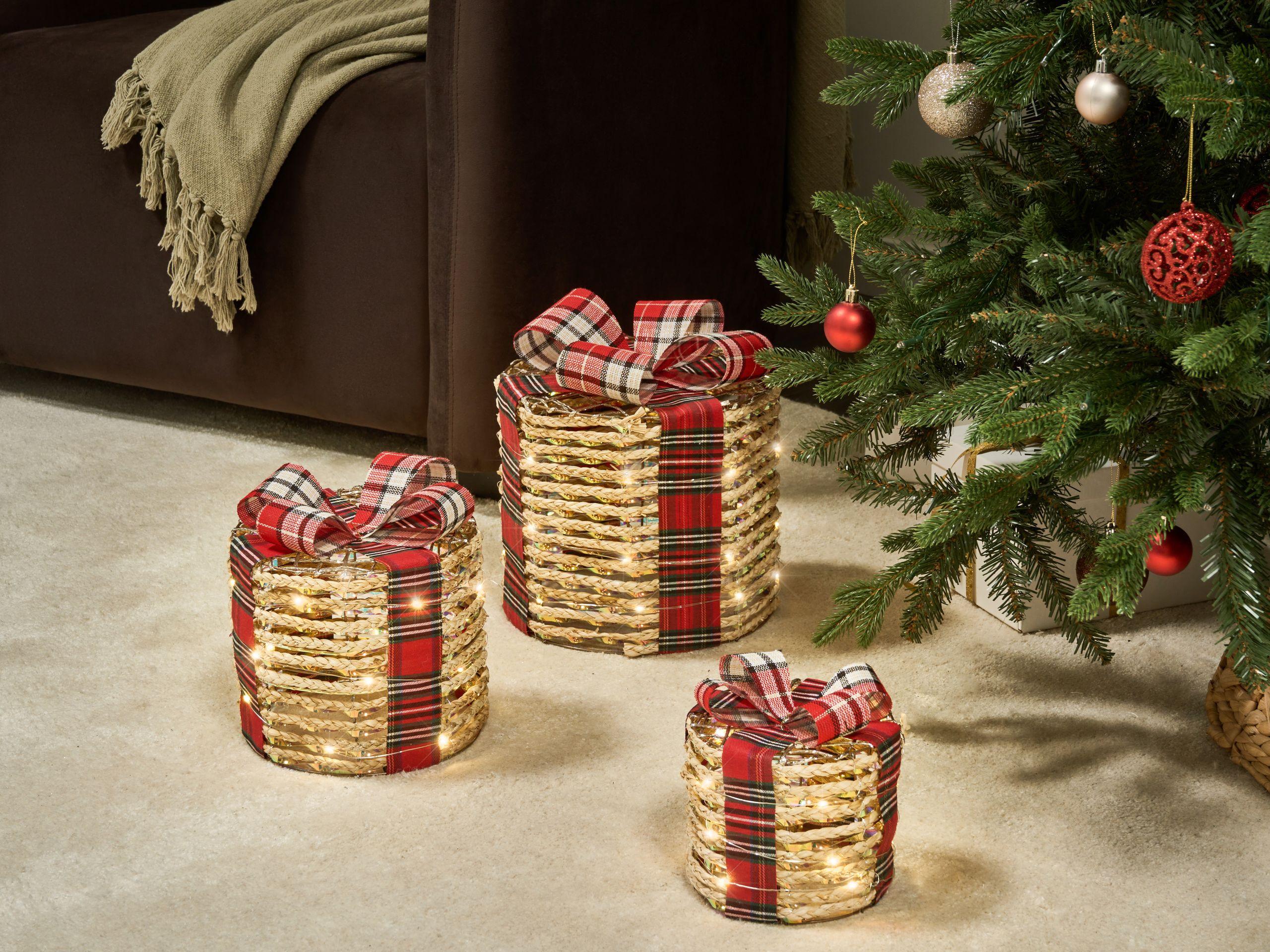 Beliani Lot de 3 décorations de Noël en Matière synthétique Traditionnel VEJLEN  