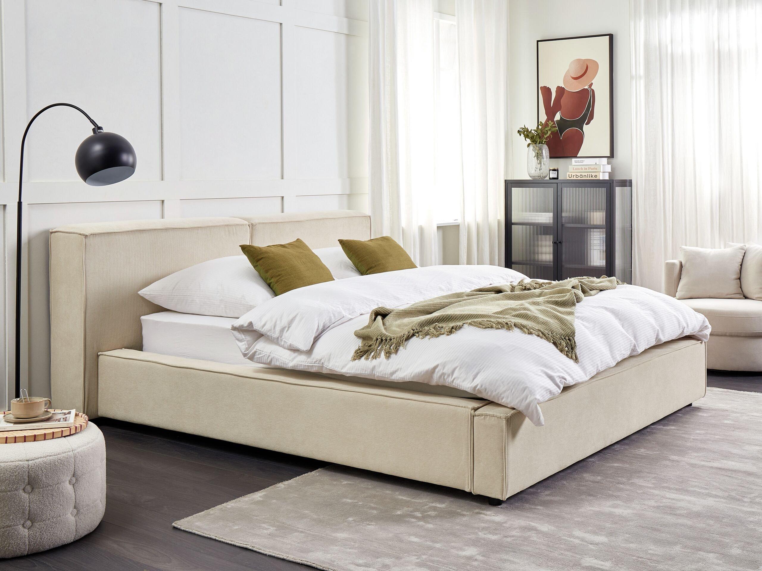 Beliani Bett mit Lattenrost aus Cord Retro LINARDS  