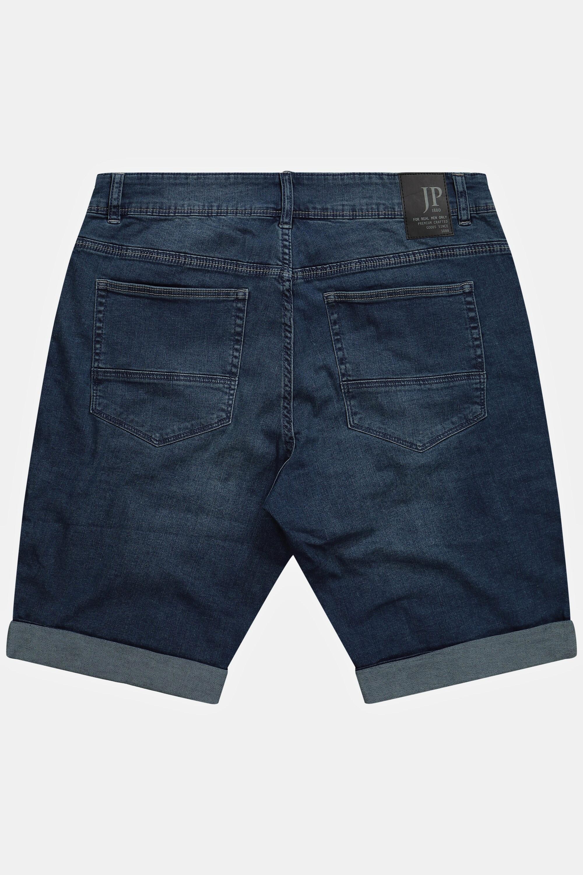 JP1880  Bermuda en jean ultra-léger. Coupe Regular Fit, 5 poches. Disponible jusqu'au 74. 