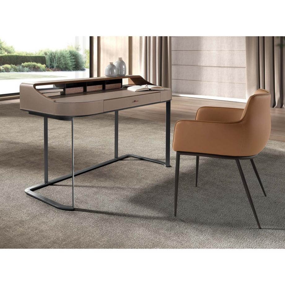 ANGEL CERDA Schminktisch aus Kunstleder, Nussbaum undem Stahl  