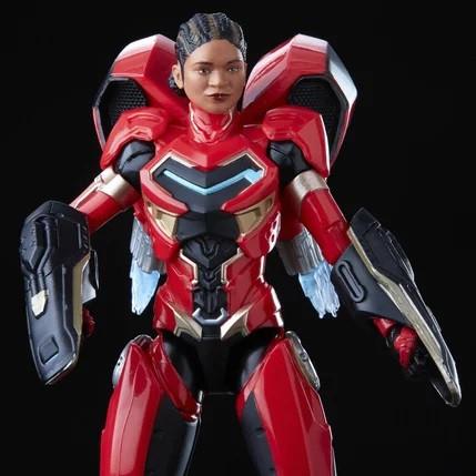 Hasbro  Marvel Legends Series Ironheart (15cm) 