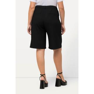 Ulla Popken  Shorts di bermuda con taglio della gamba ampio e pieghe 