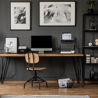 B2X Ständer für Drucker im Industriedesign  