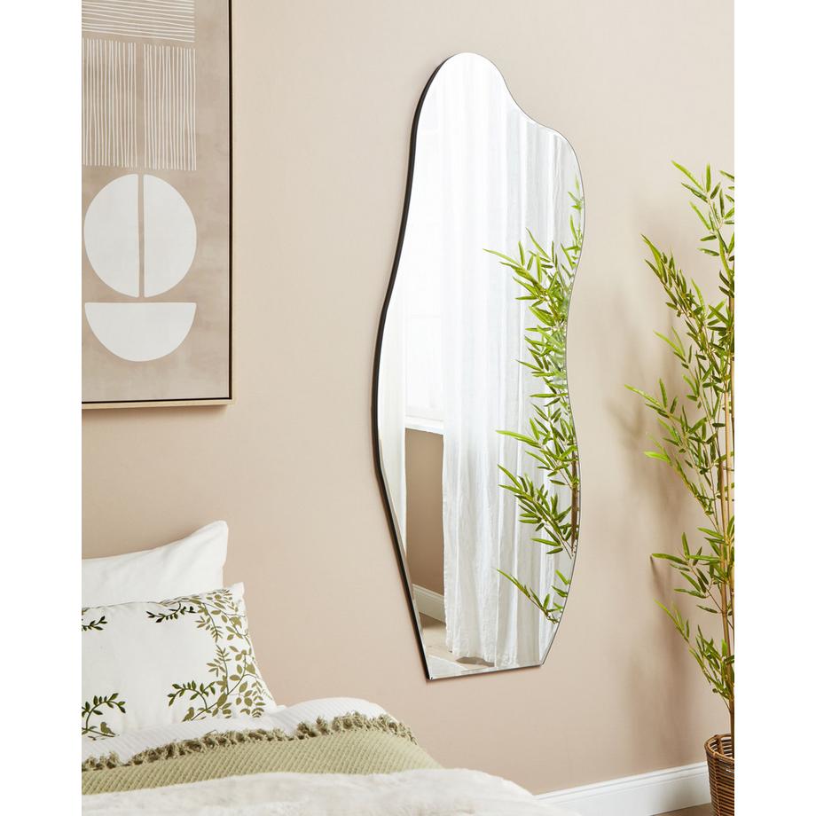 Beliani Wandspiegel aus MDF-Platte  ESTANG  