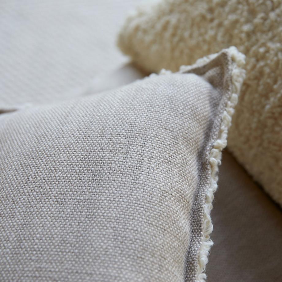 Tikamoon Fauteuil en chêne massif et tissu Linen Woodnest  