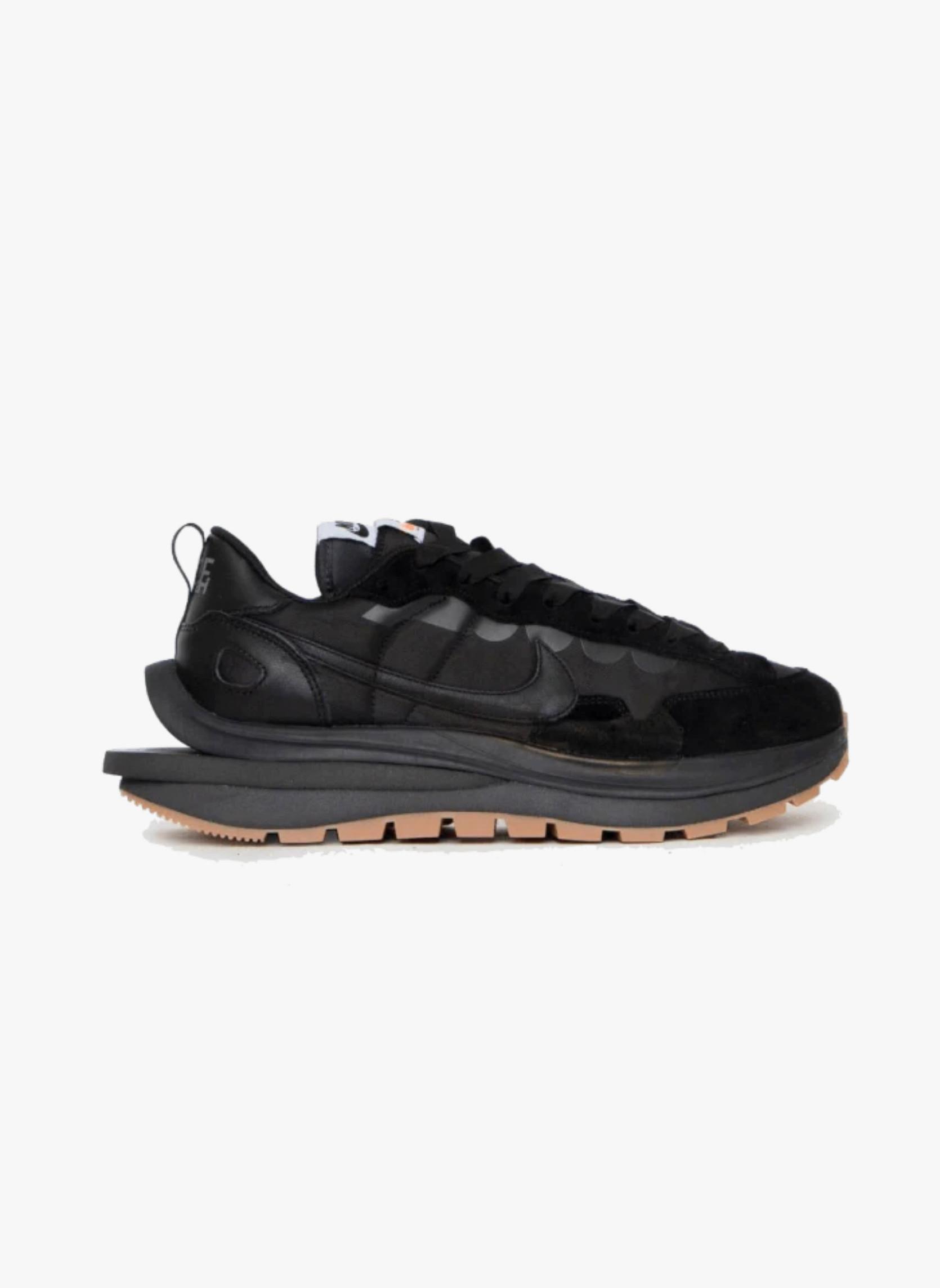 NIKE  Vaporwaffle Sacai  Gum 