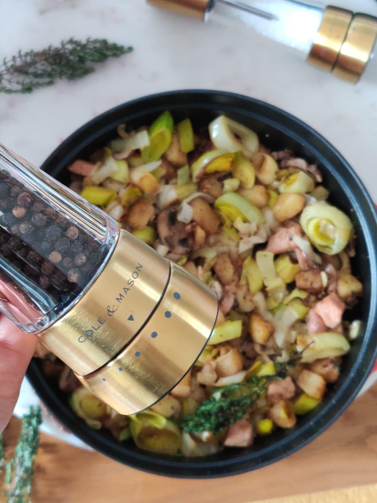 COLE & MASON Pfeffer-Salzmühlen Set Derwent  