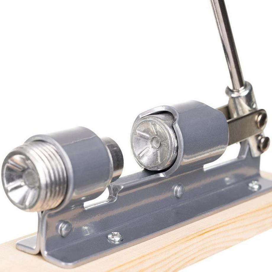 Northio Nussknacker mit Ständer  