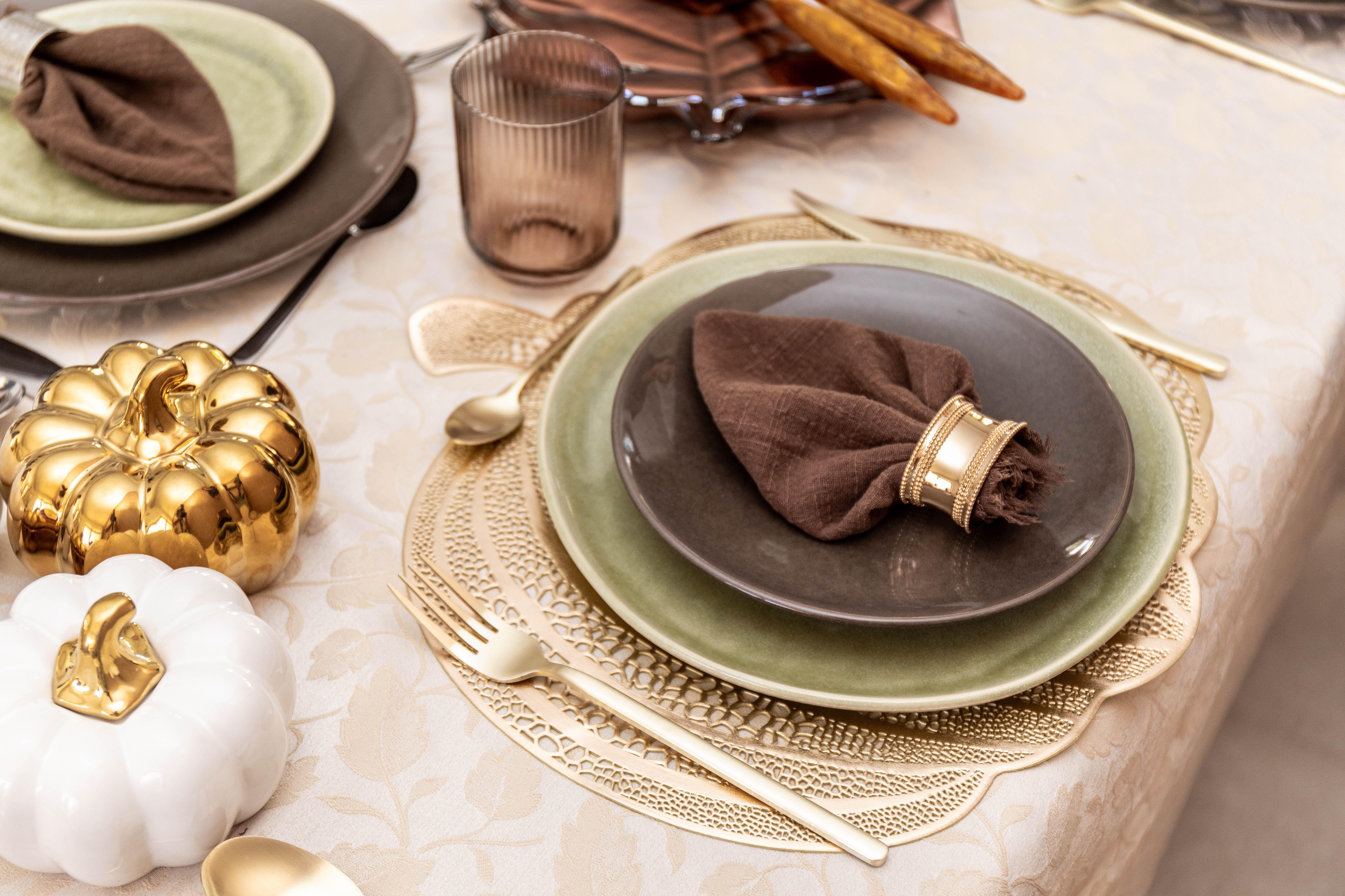 Image of Brauner Dessertteller Brauner Dessertteller