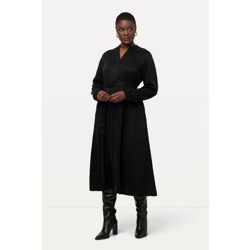 Robe midi en cupro à col chemise, encolure en V et manches longues