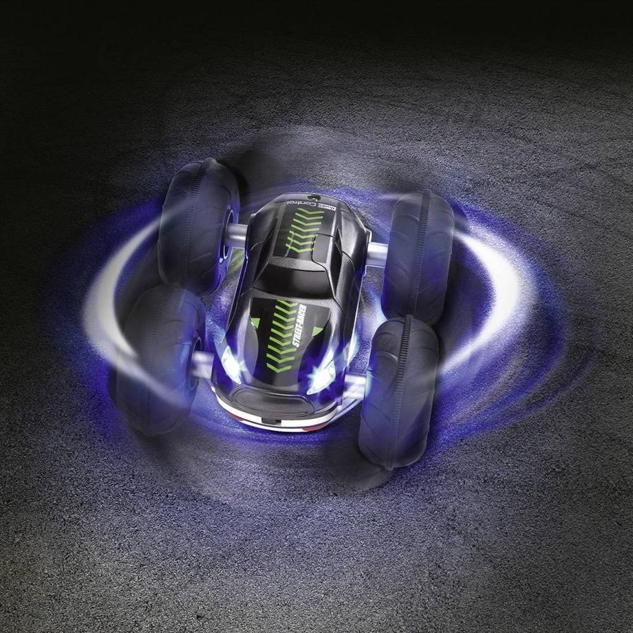 Revell  Control Stunt Car Flip Racer mit Flip-Funktion 