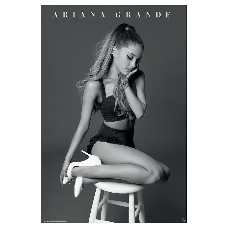 Image of Poster - Gerollt und mit Folie versehen - Ariana Grande - Sitzplätze Poster - Gerollt und mit Folie versehen - Ariana Grande - Sitzplätze