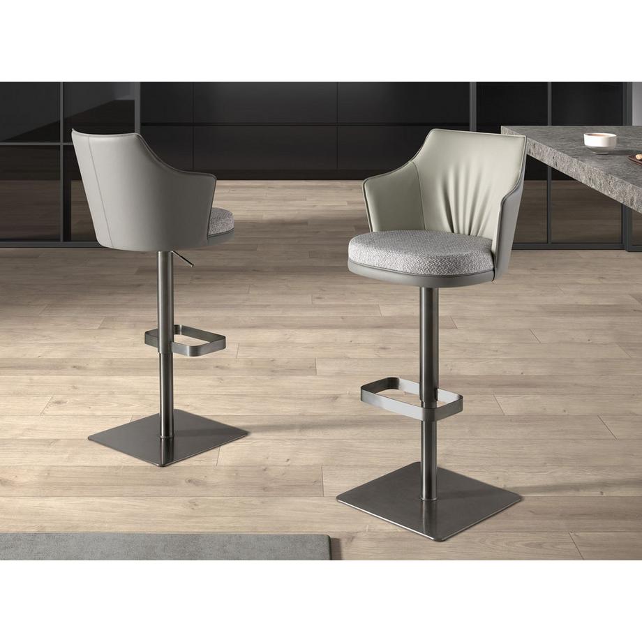 ANGEL CERDA Drehbarer Hocker  