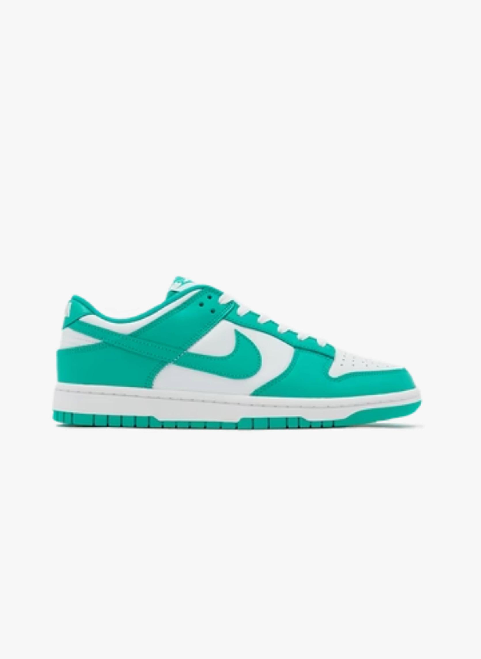 NIKE  Dunk Low Clear Jade 