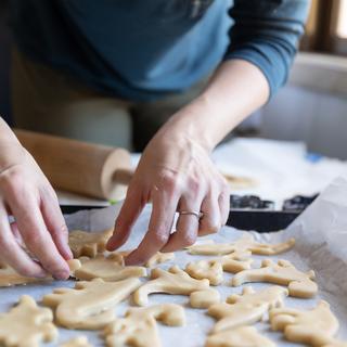 B2X Ensemble de 36 moules à gâteaux  