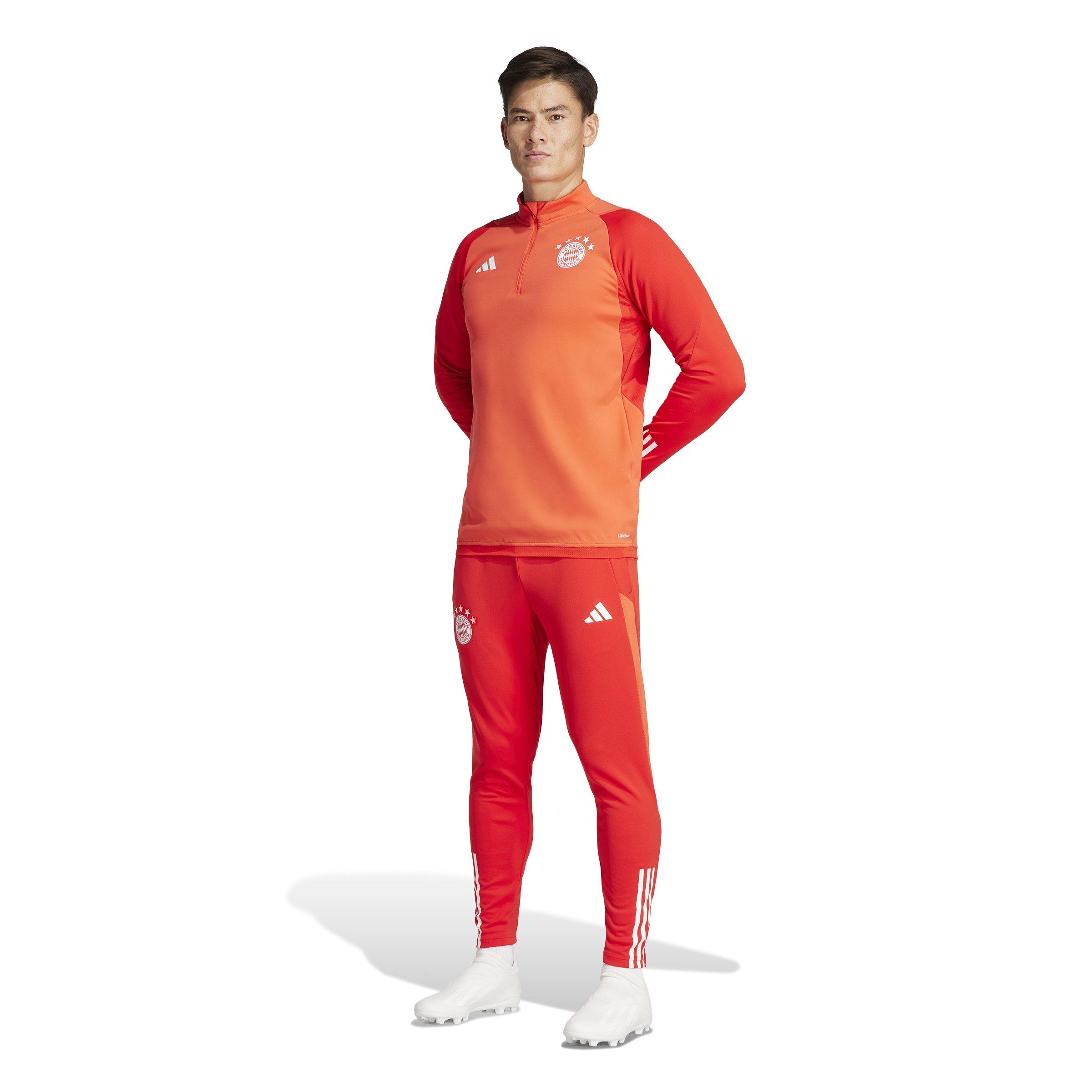 Image of adidas Jogging Training Bayern Munich 202324 Unisex S