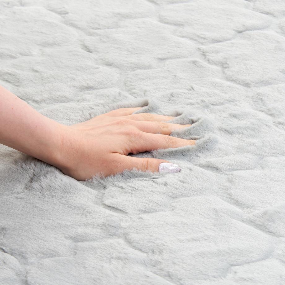 Beliani Kunstfellteppich aus Polyester  GHARO  