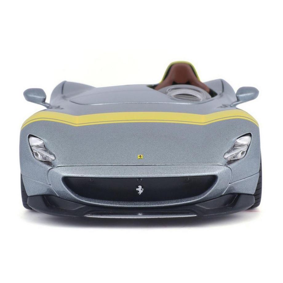 bburago  1:24 Race & Play Ferrari Monza SP1 Silber 
