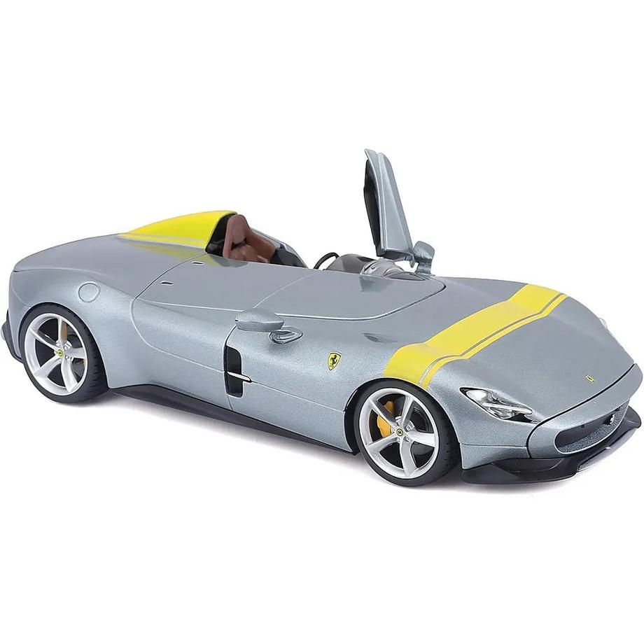bburago  1:24 Race & Play Ferrari Monza SP1 Silber 