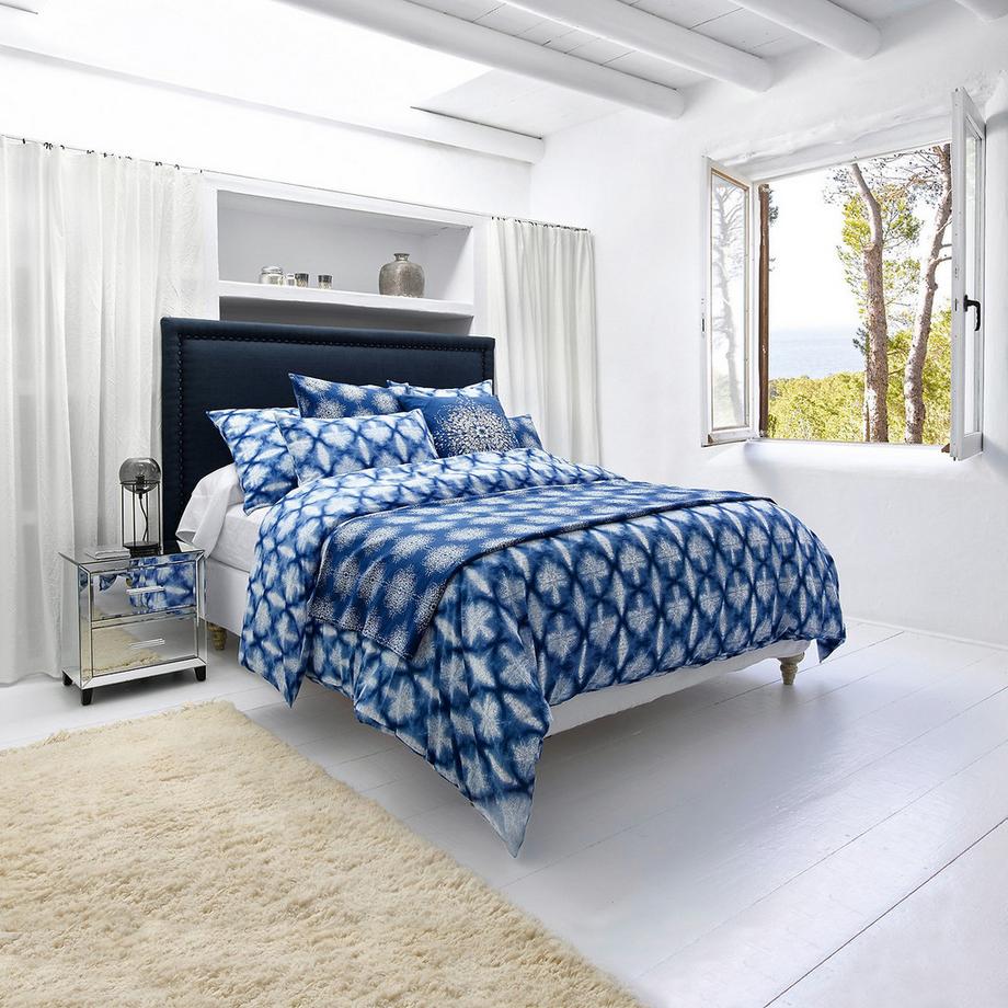 AM.PM Nachttisch aus MDF und Spiegel  