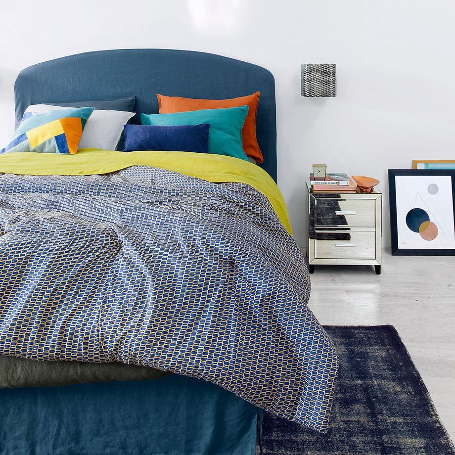 AM.PM Nachttisch aus MDF und Spiegel  