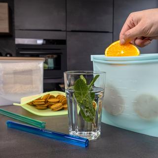 Intirilife Lot de 4 sacs alimentaires réutilisables en silicone  