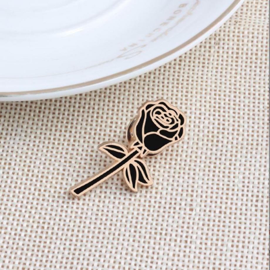 B2X  Brosche - Schwarze Rose 