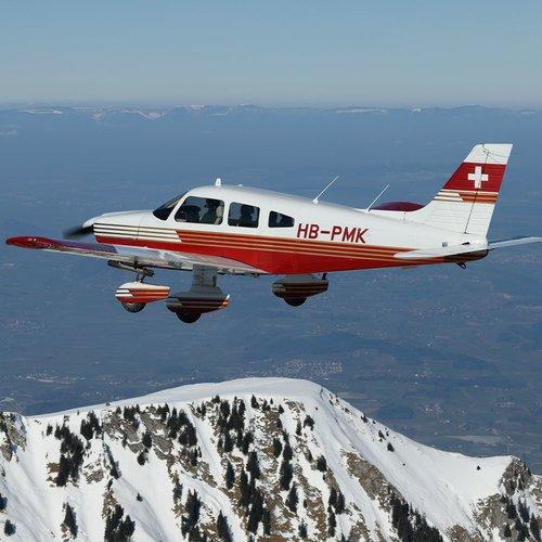 Image of Rundflug 75 Minuten - 4 Mögliche Routen (für 2 Personen) Unisex