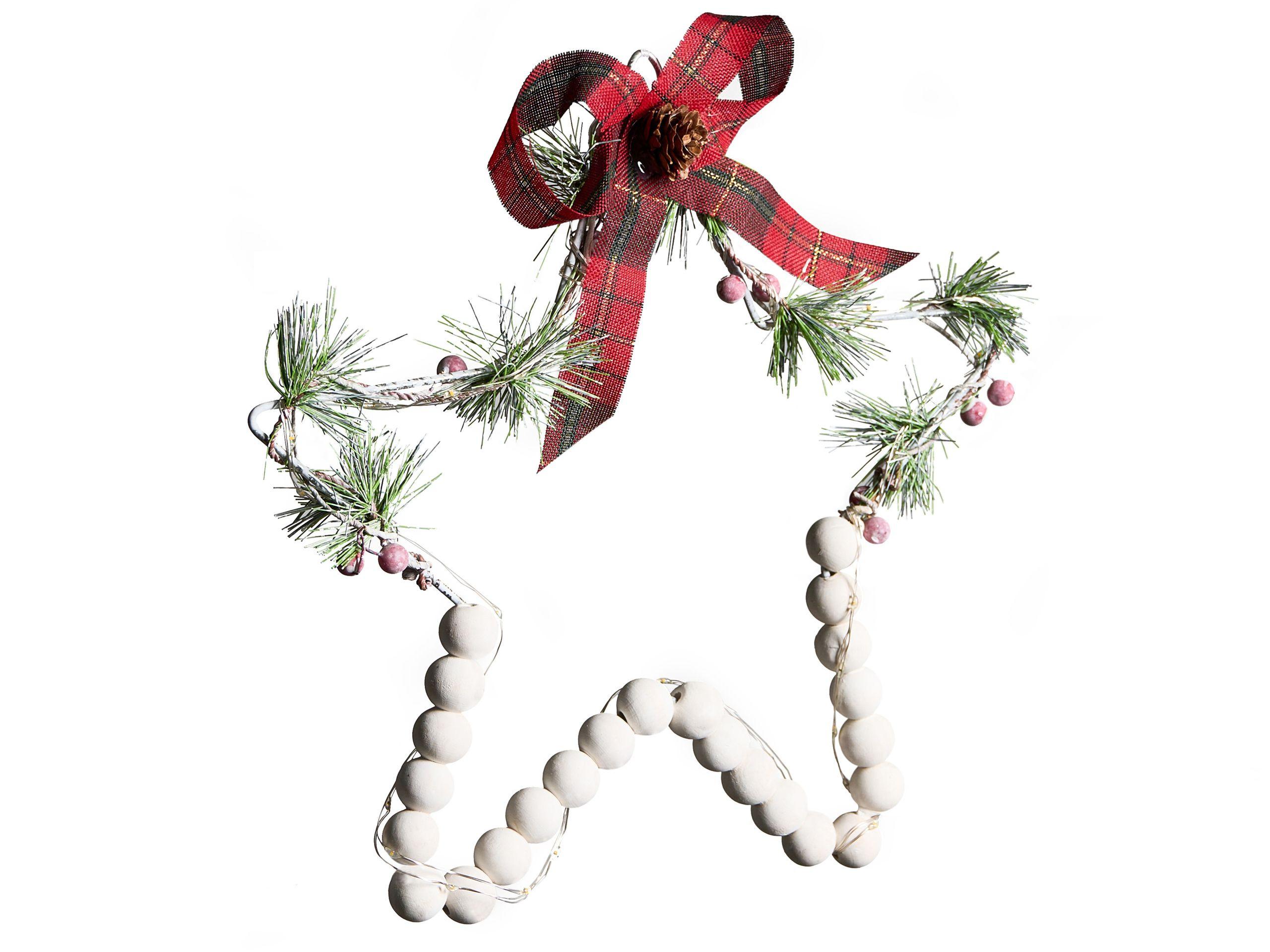 Beliani Wanddekoration 3er Set aus Tannenholz Klassisch KALLAVESI  