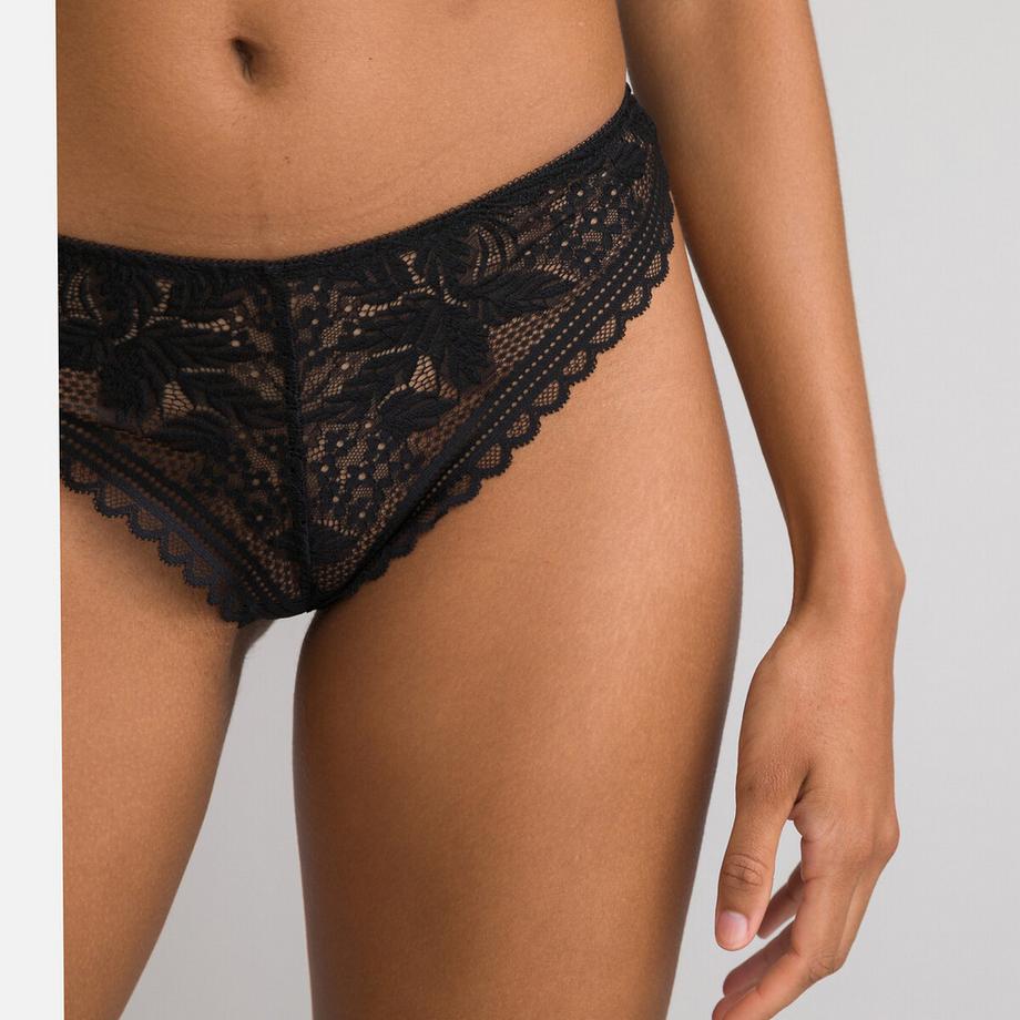 La Redoute Collections Signature Jeanne String en dentelle  