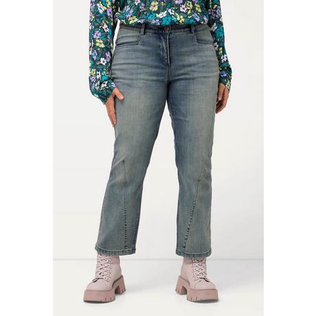 Ulla Popken  Jeans modello Mandy con dettagli di colore, cucitura decorativa e taglio della gamba ampio 