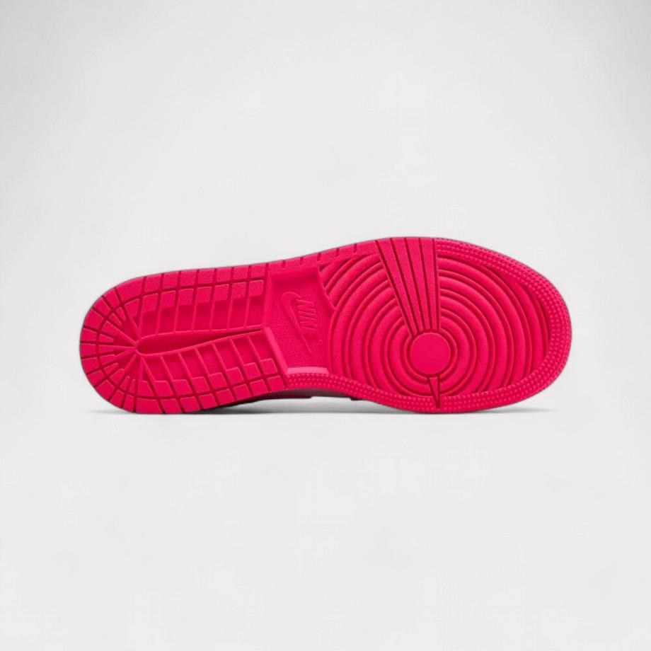 NIKE  Air Jordan 1 Low 