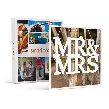 Smartbox  Viva gli sposi: soggiorni, relax, gusto e avventure per 2 - Cofanetto regalo 